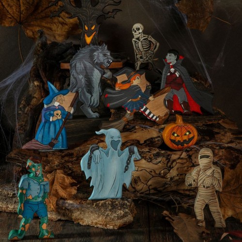 Grand Handcrafted Wooden Halloween Set - Ultimate Ensemble of Classic & Whimsical Decor (11 pcs)